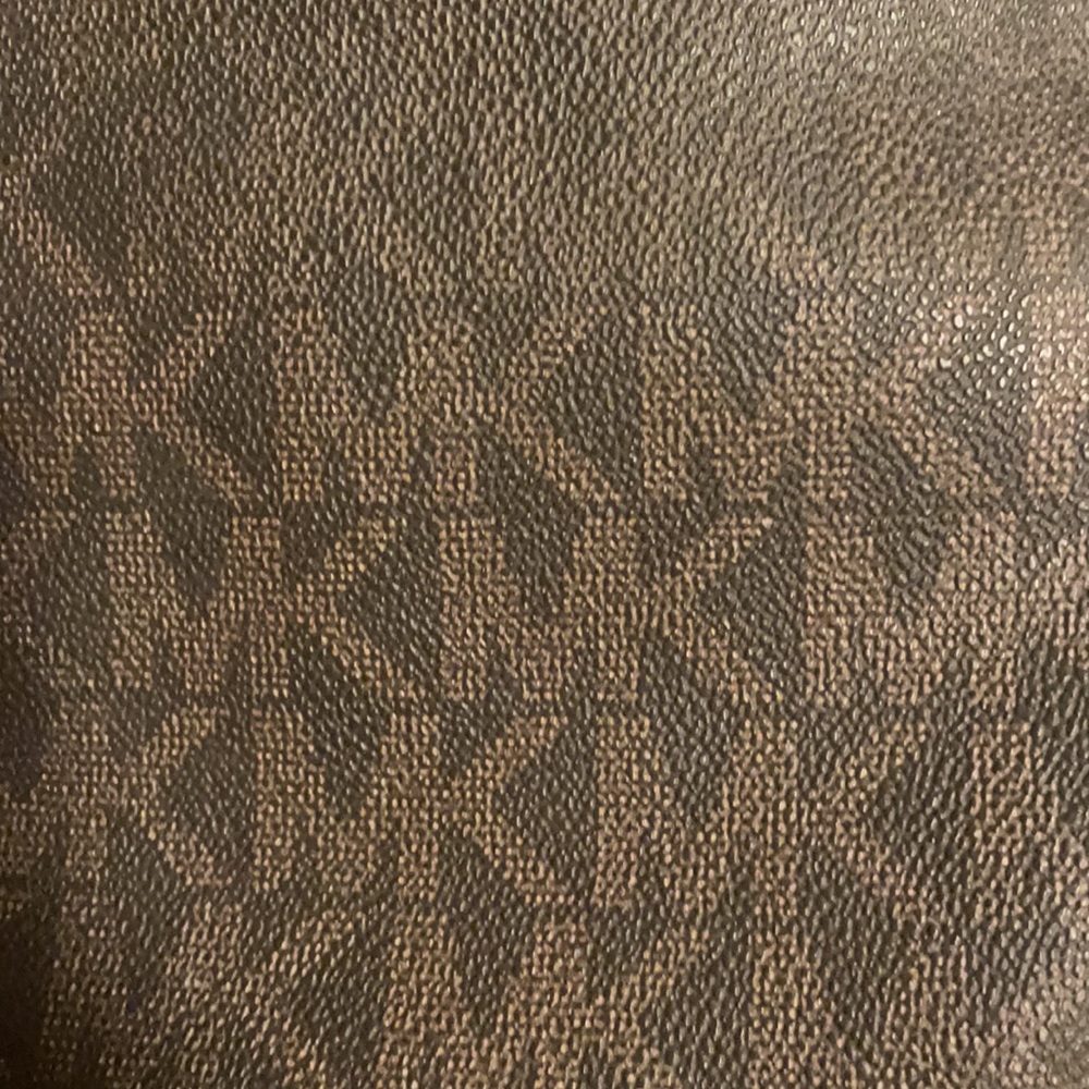 Michael Kors Crossbody Purse and Wallet - Picture 2 of 16